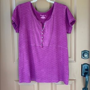 S/S Misses sz. XXL Henley Tee in Deep Plum.